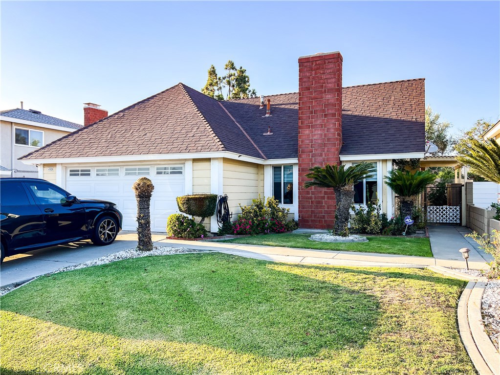 1523 W Alexis Avenue Property Photo 2