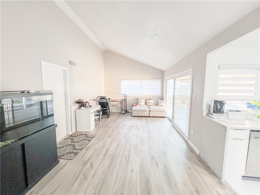 1523 W Alexis Avenue Property Photo 8