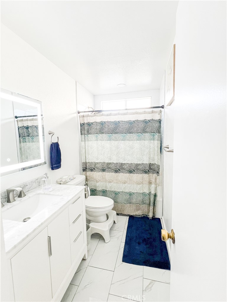 1523 W Alexis Avenue Property Photo 9