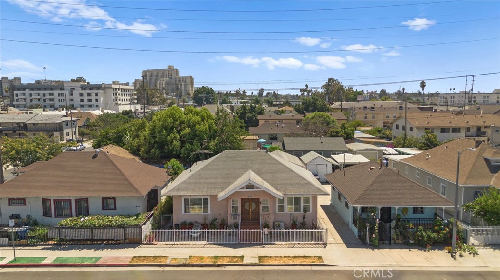 2922 Darwin Avenue Property Photo 4
