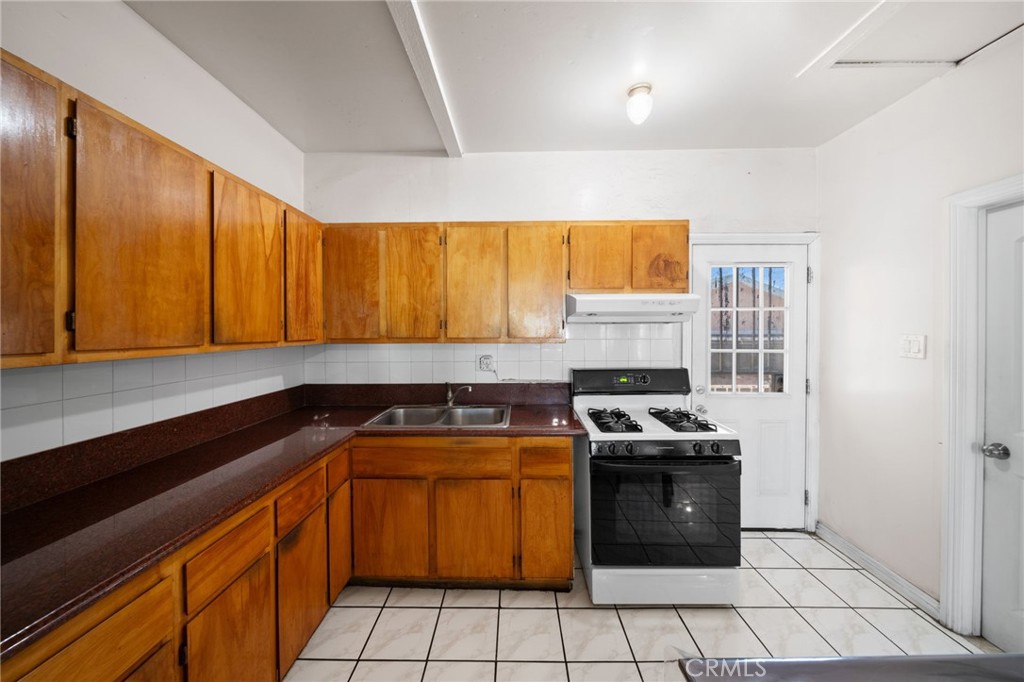 2922 Darwin Avenue Property Photo 14
