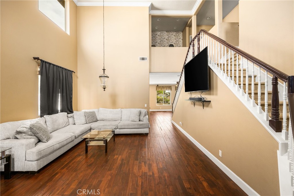7410 E Skyline Drive Property Photo 3