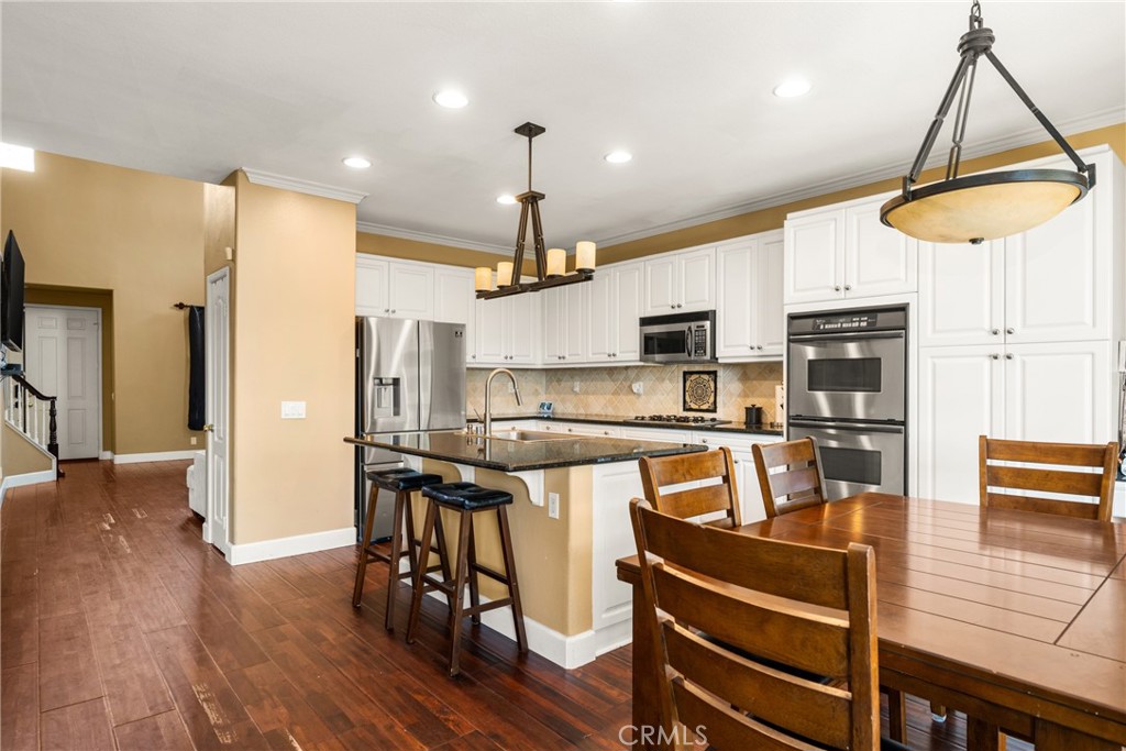 7410 E Skyline Drive Property Photo 13