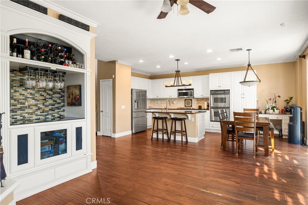 7410 E Skyline Drive Property Photo 15