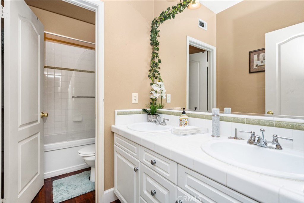 7410 E Skyline Drive Property Photo 37