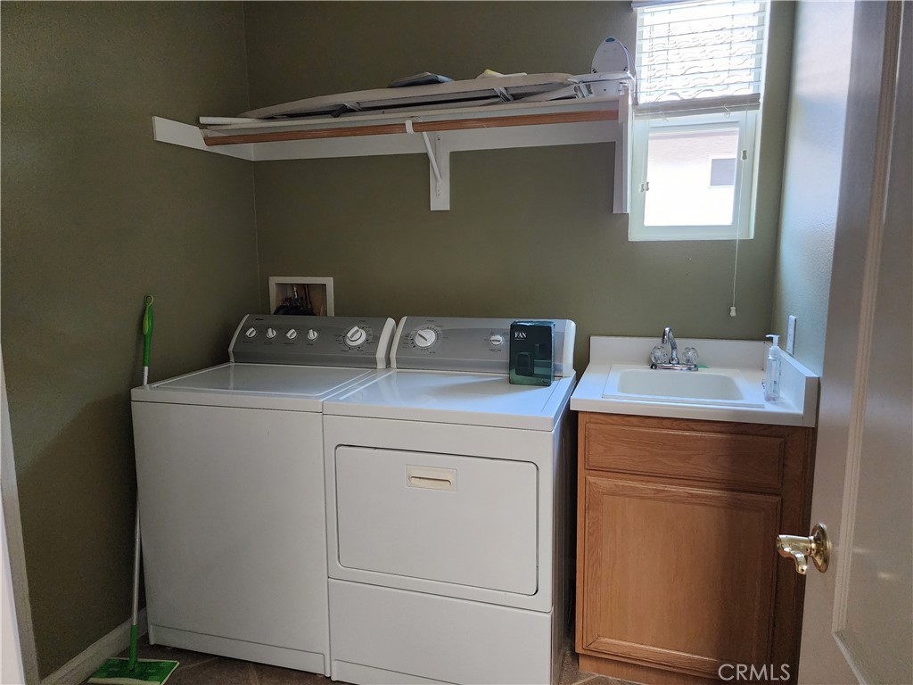 9153 Wooded Hill Drive Property Photo 8
