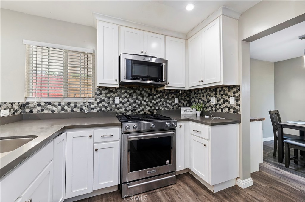 17525 Bodkin Avenue Property Photo 2