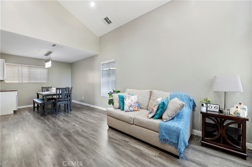 17525 Bodkin Avenue Property Photo 8