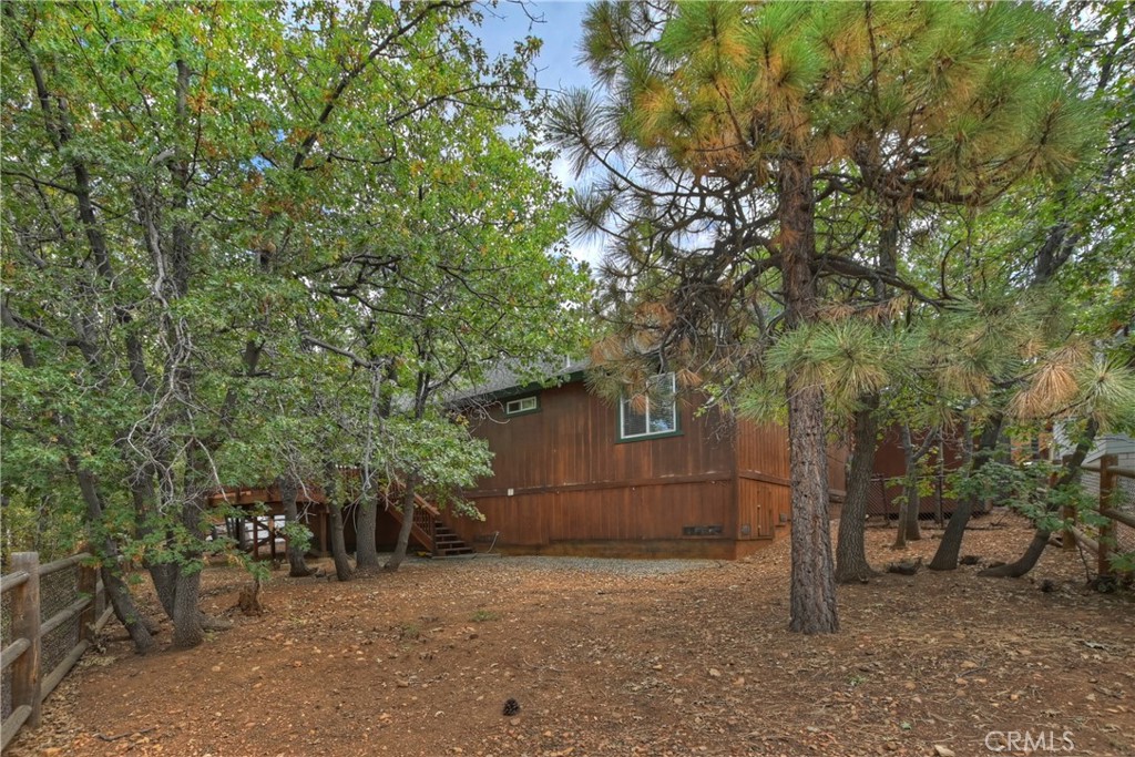 1394 La Crescenta Drive Property Photo 25