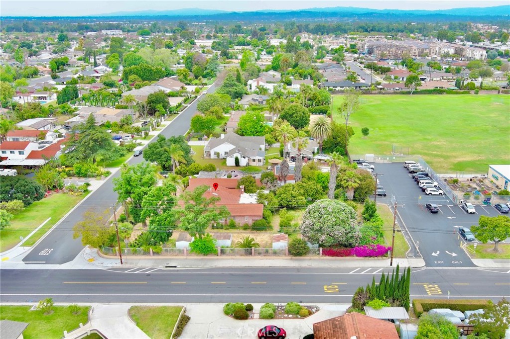 9462 Hillview Road Property Photo 1