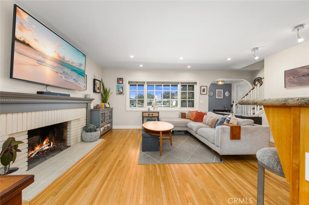 400 Coastline Drive Property Photo 10