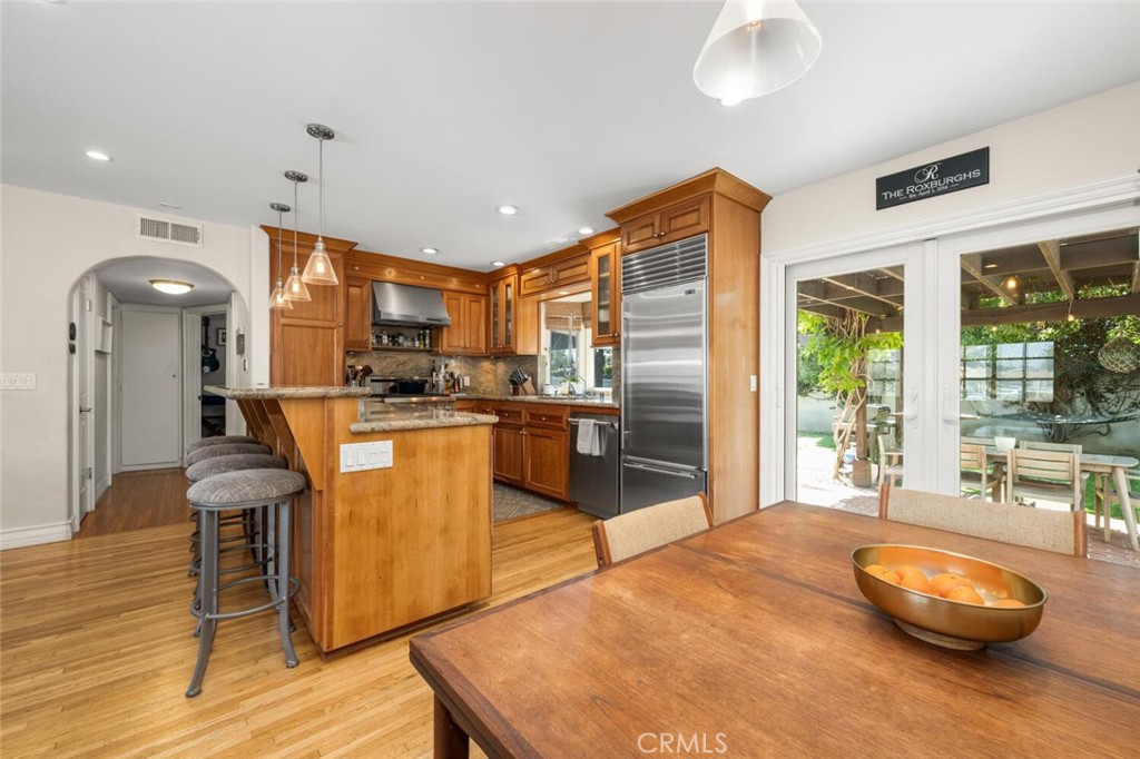 400 Coastline Drive Property Photo 17