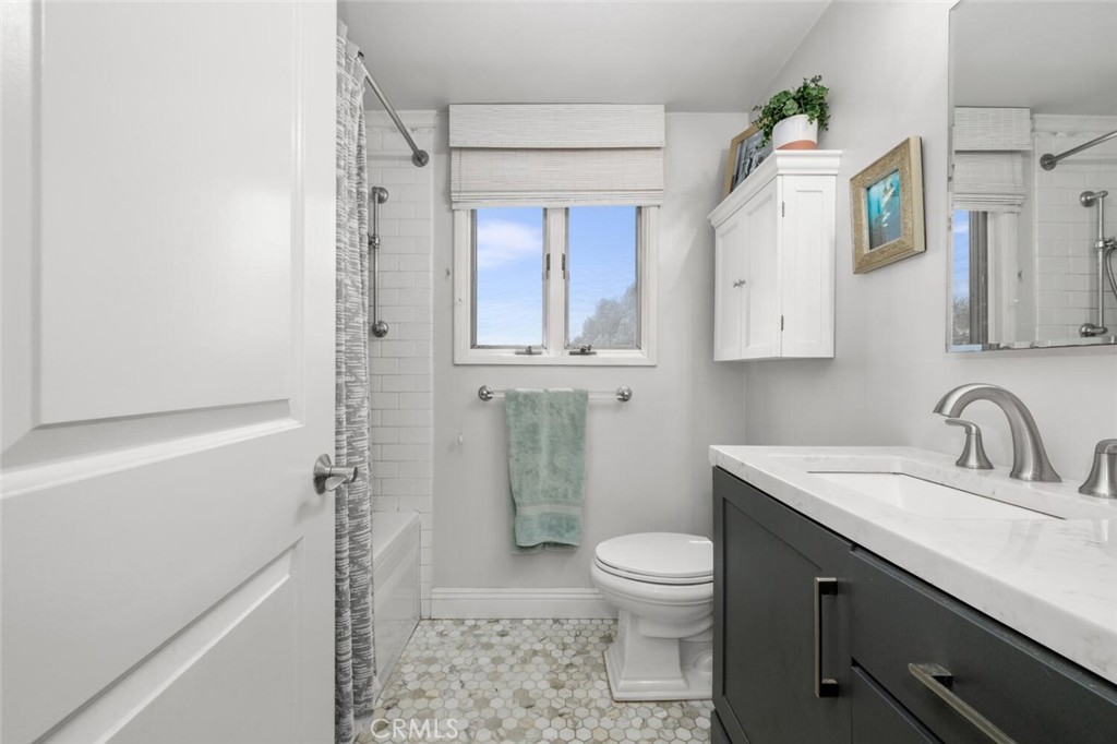 400 Coastline Drive Property Photo 38