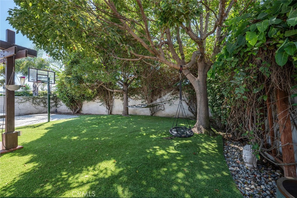 400 Coastline Drive Property Photo 47