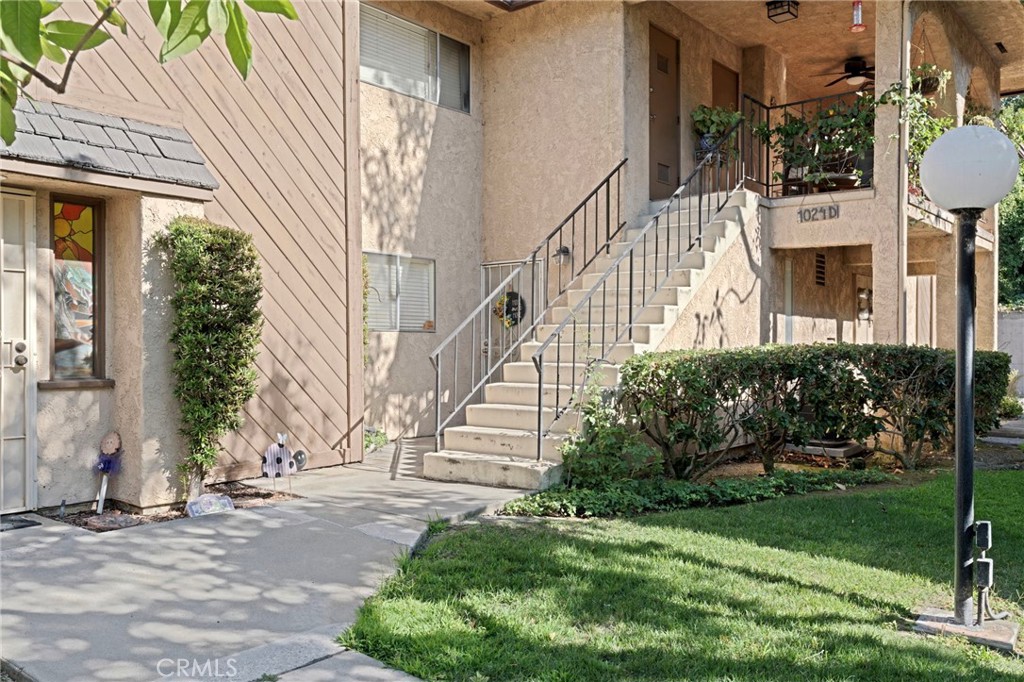 1024 Las Lomas Drive C Property Photo