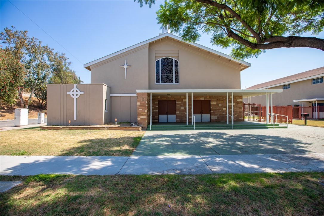 6698 Orange Avenue Property Photo 1