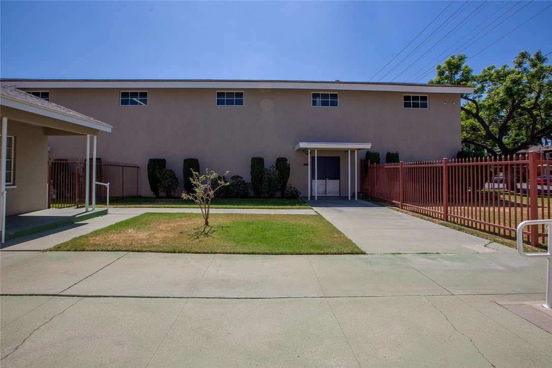 6698 Orange Avenue Property Photo 9