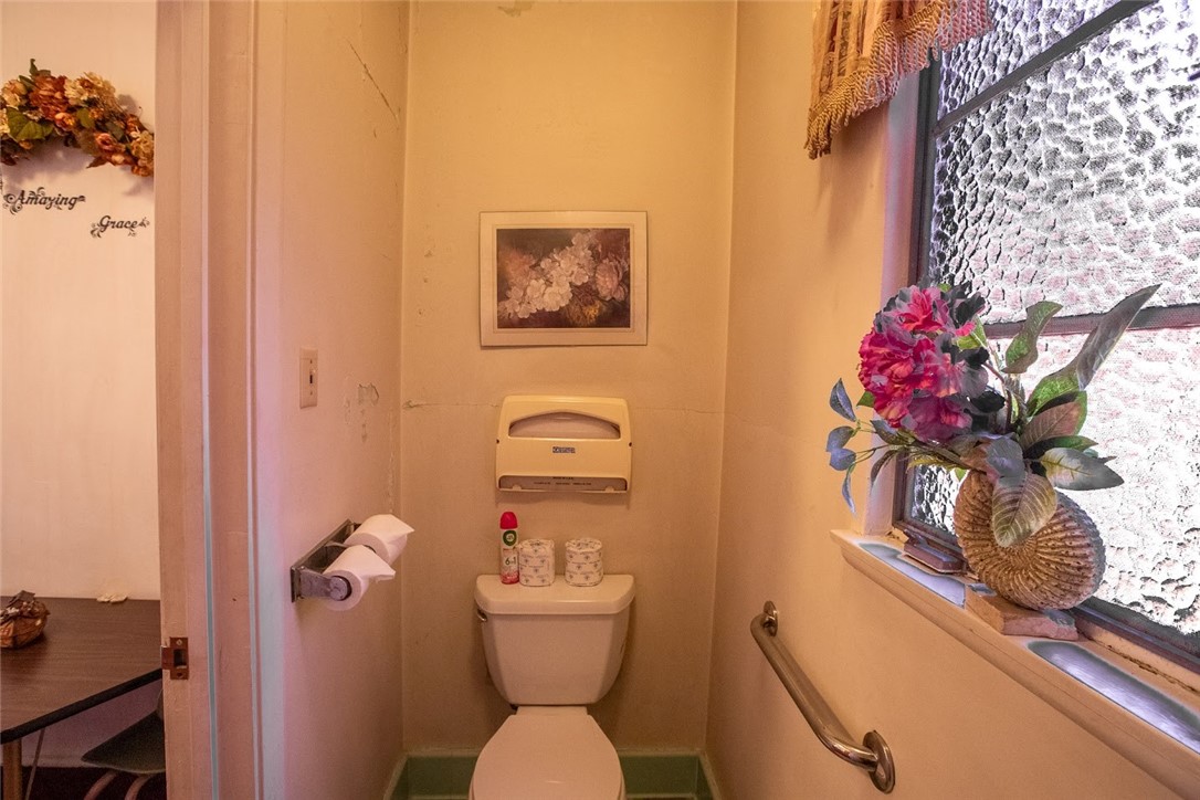 6698 Orange Avenue Property Photo 14