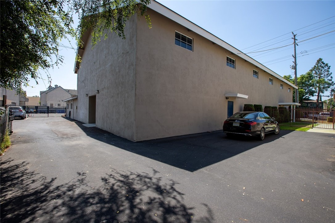 6698 Orange Avenue Property Photo 28