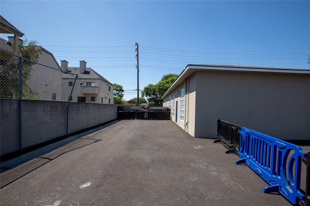 6698 Orange Avenue Property Photo 45