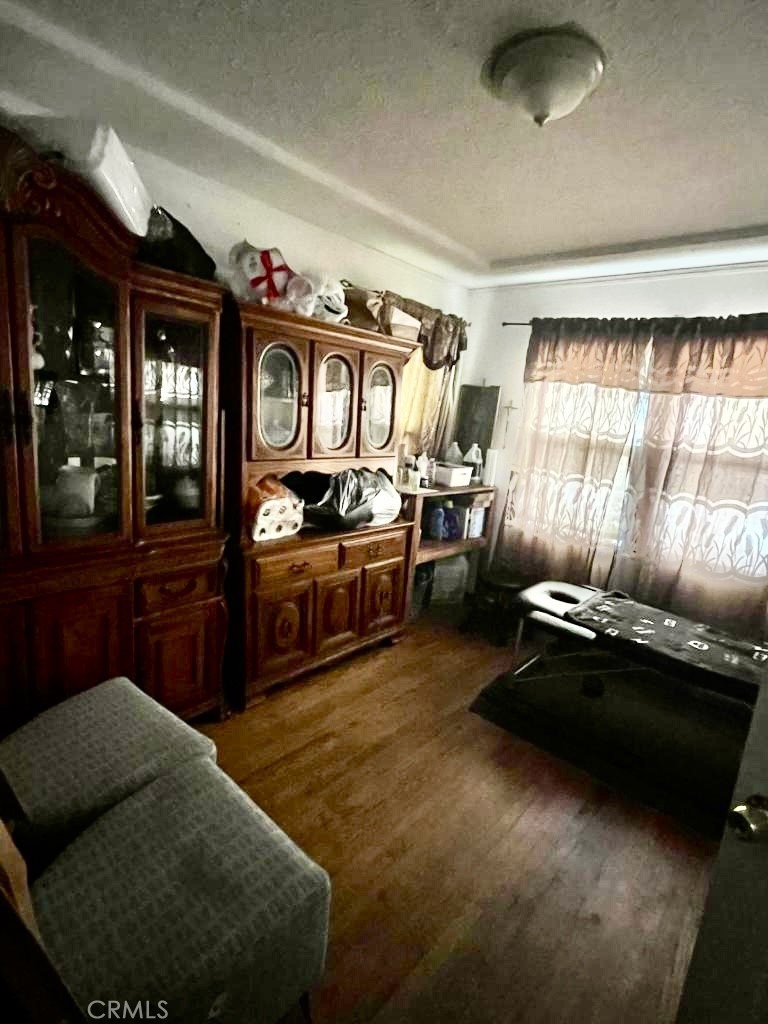 2001 Illinois Street Property Photo 7