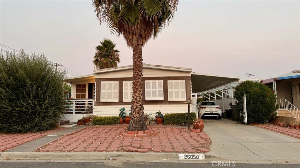 26050 Sultanas Road Property Photo 1