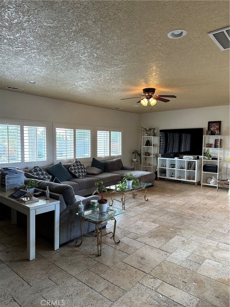 11238 Lindsay Lane Property Photo 13