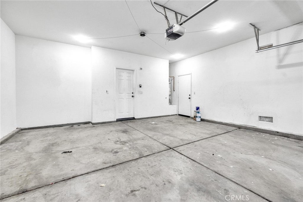 15906 Moonflower Avenue Property Photo 15