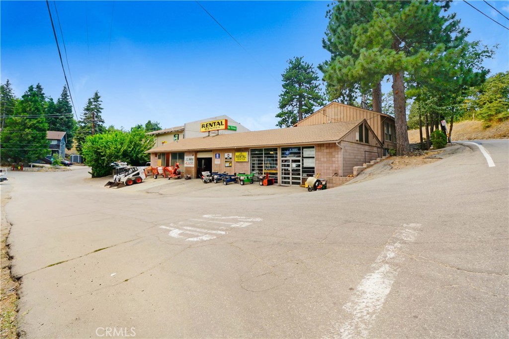 26325 Pine Avenue Property Photo 1