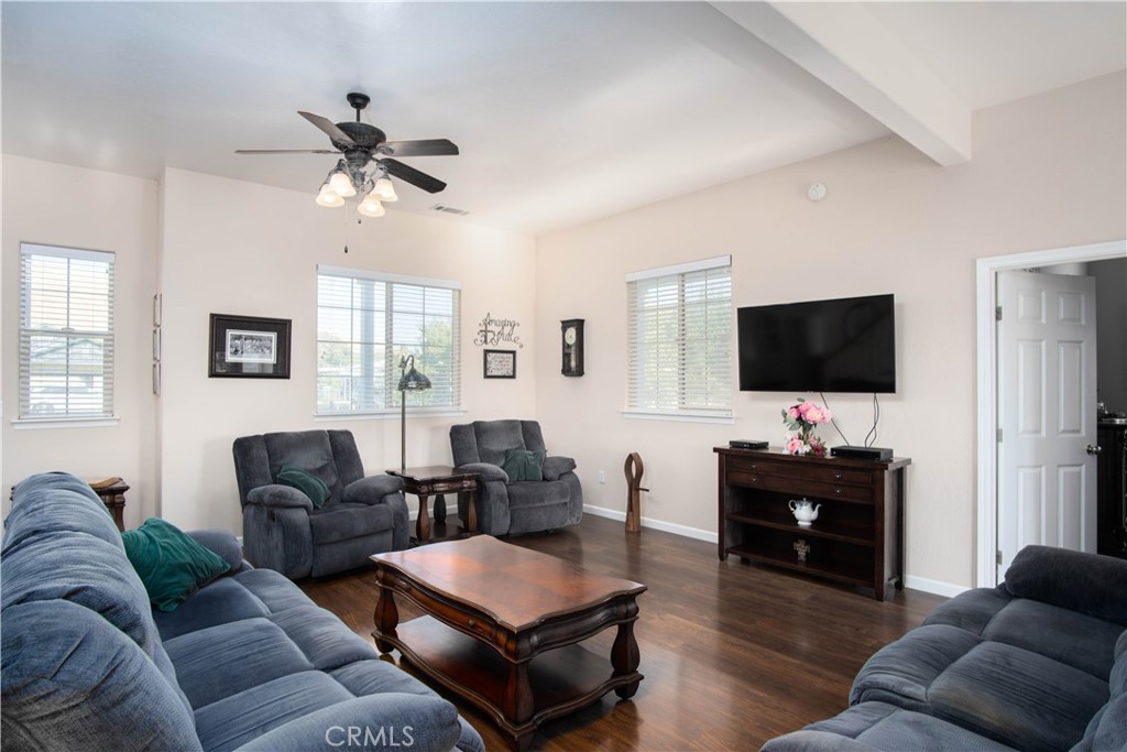 1252 W Linda Vista Avenue Space B Property Photo 9