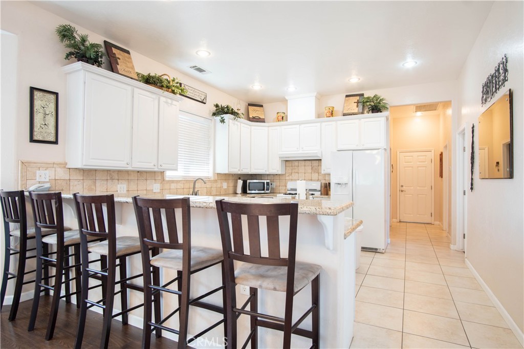 1252 W Linda Vista Avenue Space B Property Photo 12