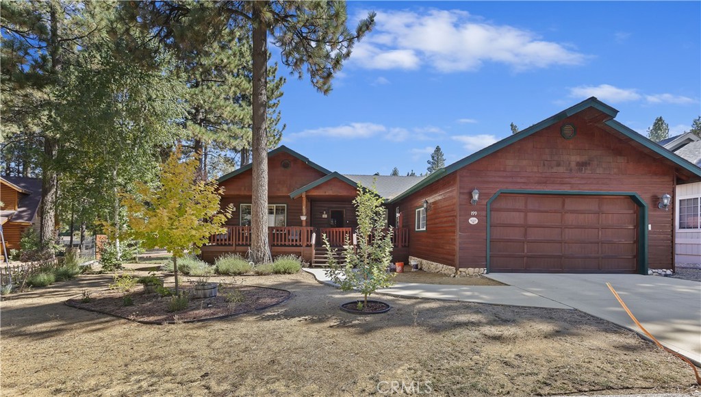 199 Pinecrest Drive Property Photo 1