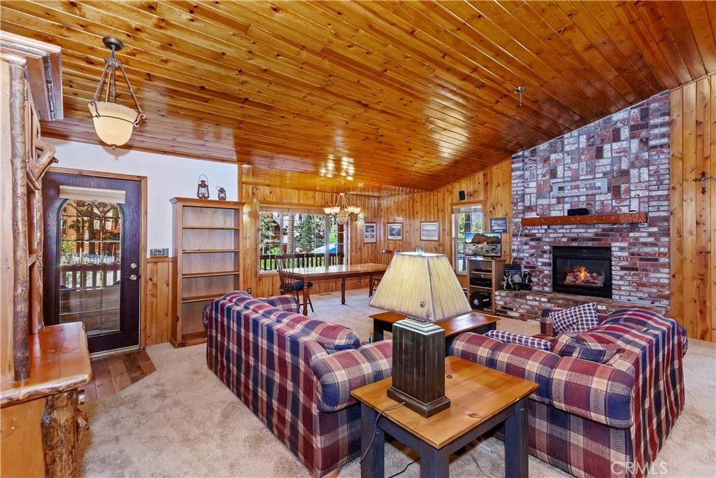 199 Pinecrest Drive Property Photo 11
