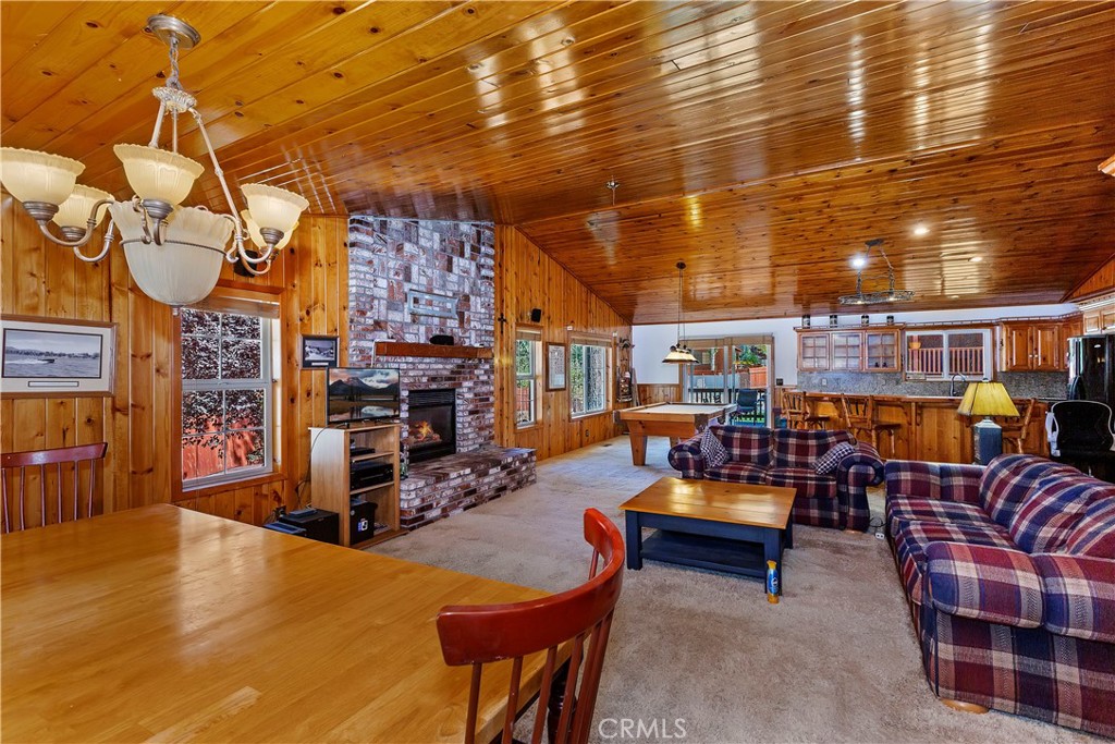 199 Pinecrest Drive Property Photo 13