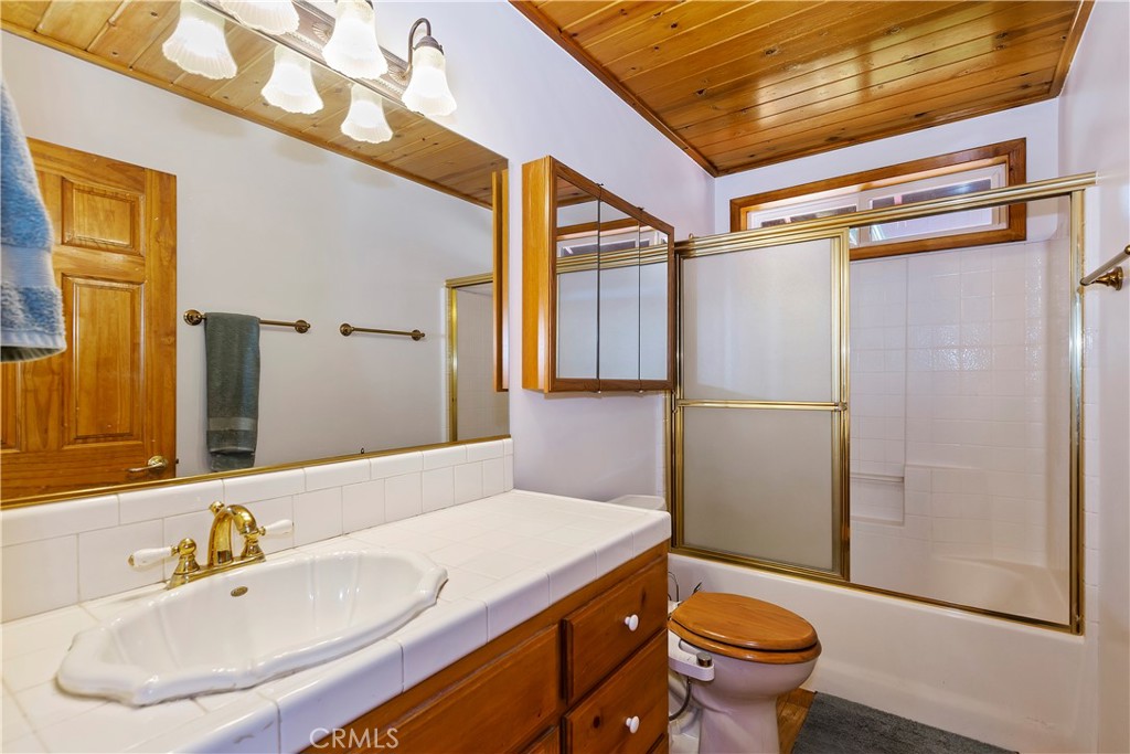 199 Pinecrest Drive Property Photo 18