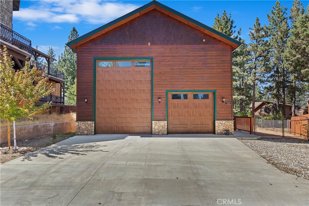 199 Pinecrest Drive Property Photo 24