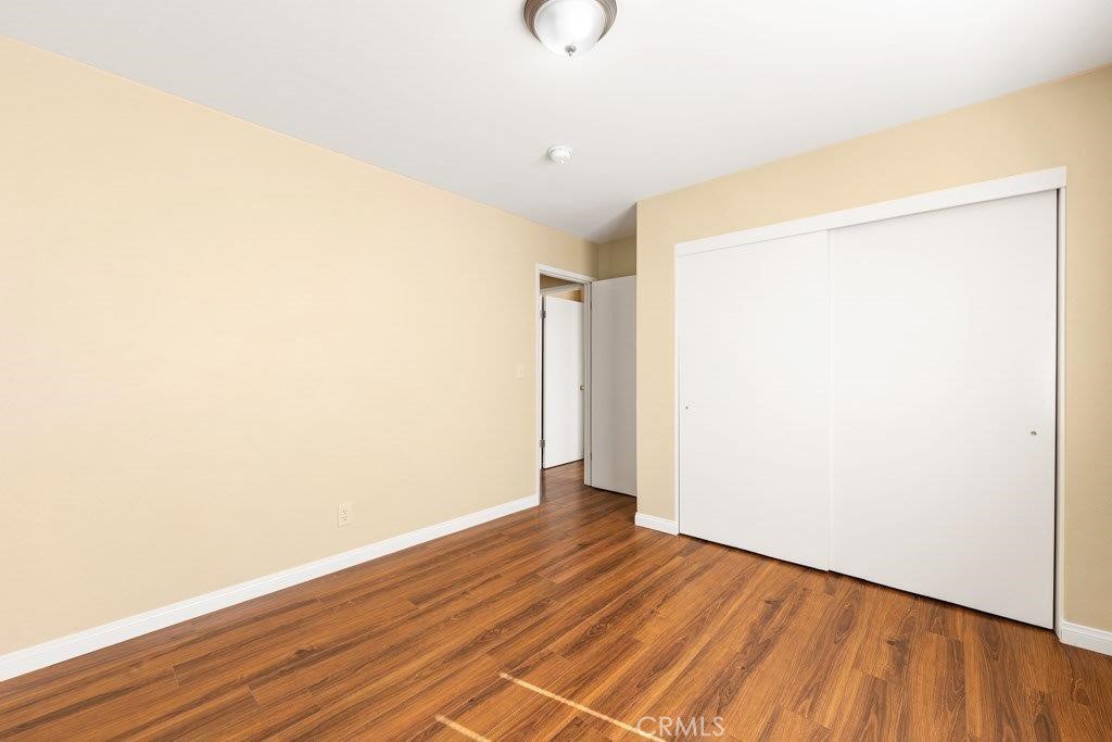 2422 E 11th Street Property Photo 6