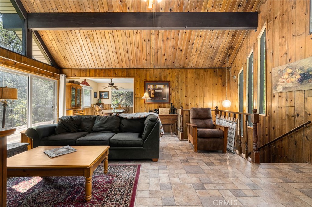 175 Golf Course Road Property Photo 14