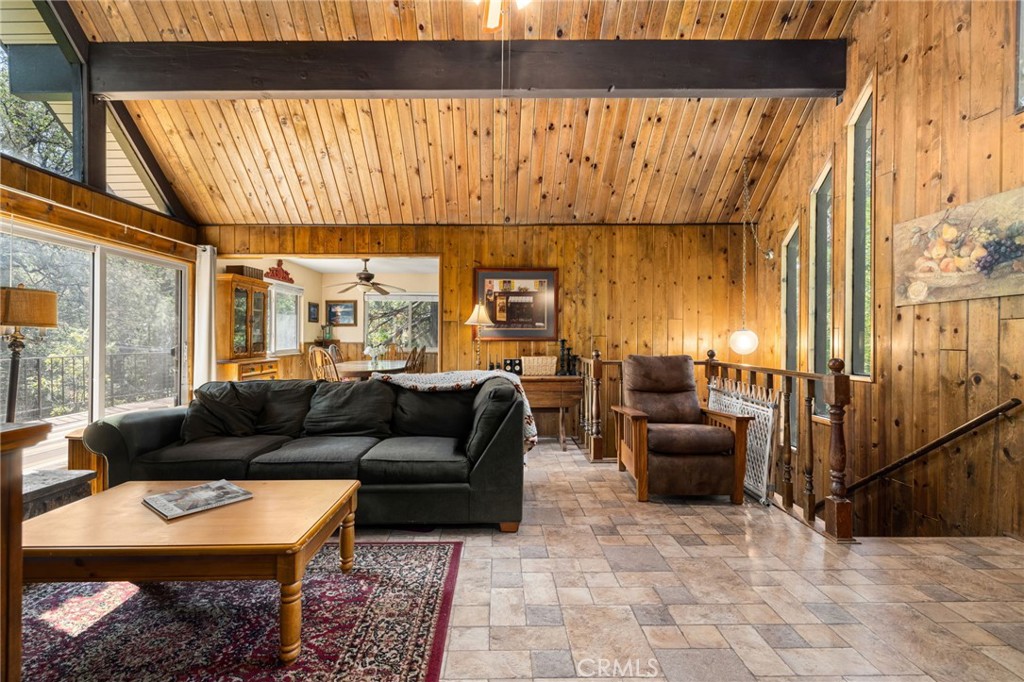 175 Golf Course Road Property Photo 14