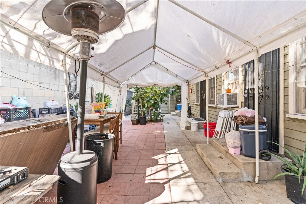 1757 Long Beach Boulevard Property Photo 18