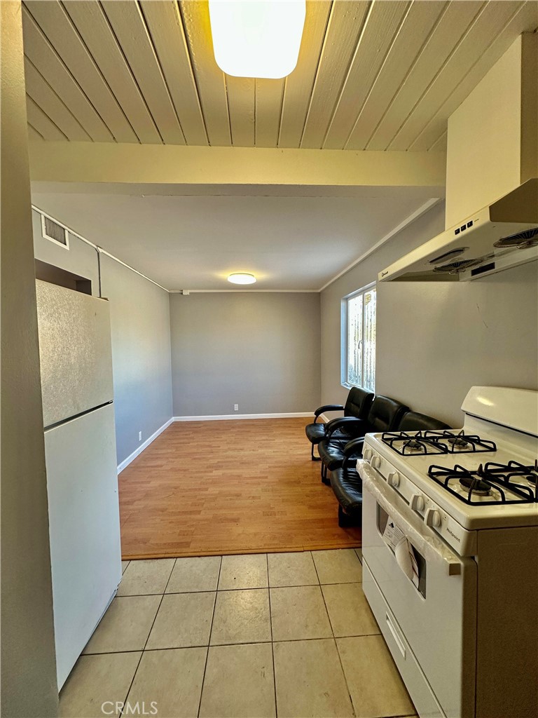 502 W 17th Street Property Photo 13
