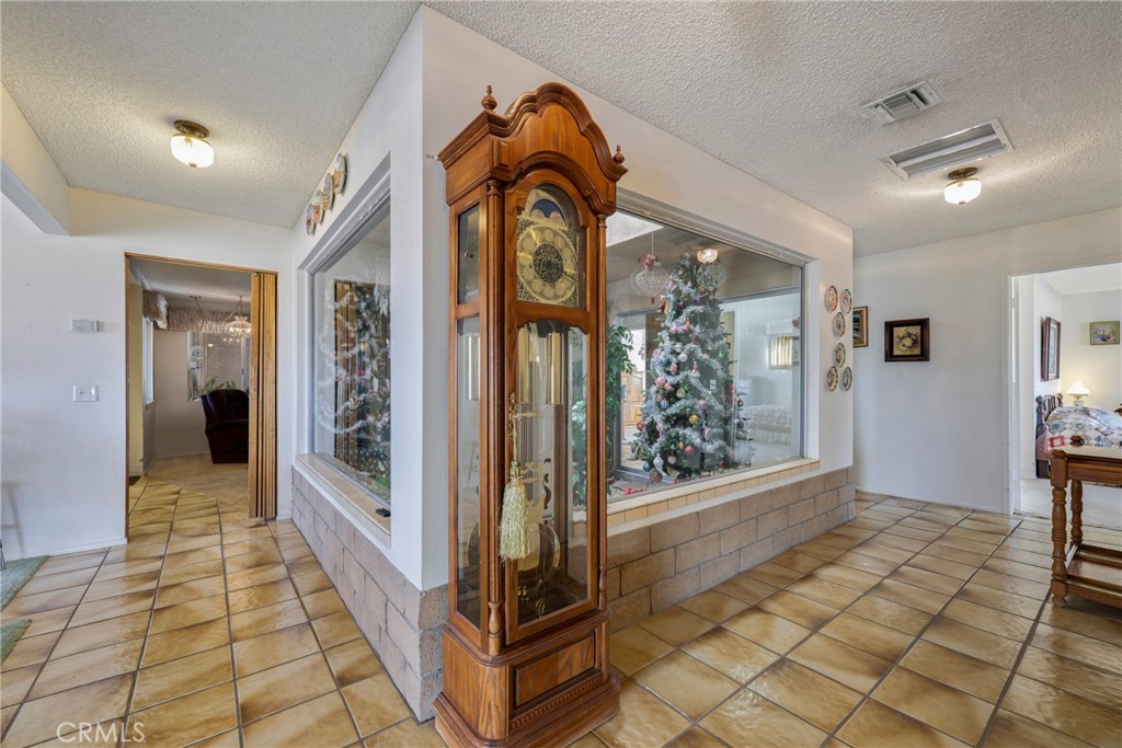 60383 Melton Trail Property Photo 8