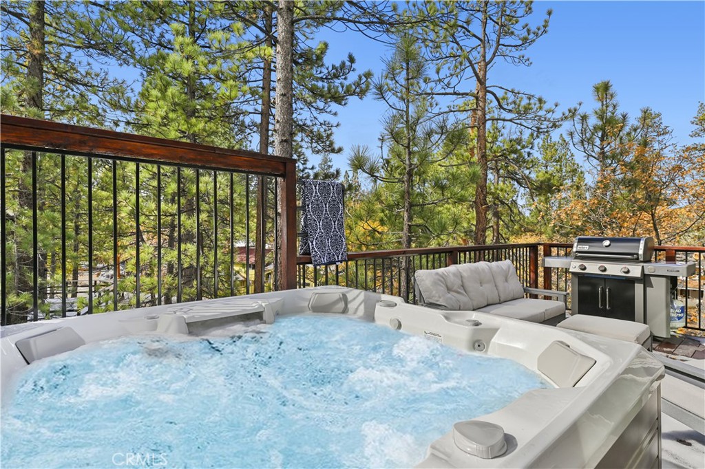 802 Pine Meadow Court Property Photo 25
