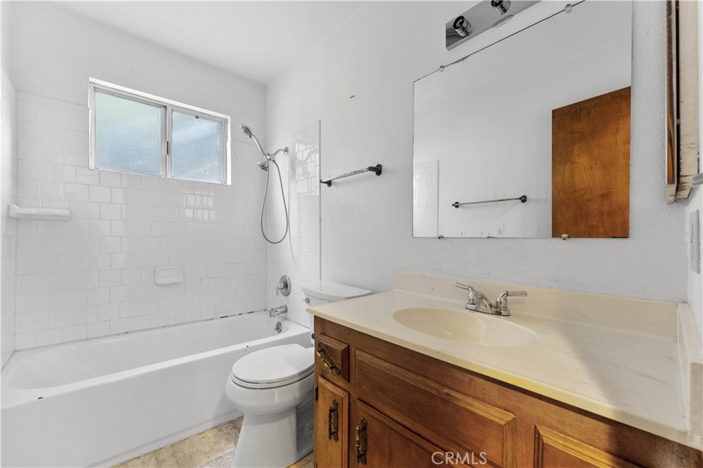 24782 Basel Drive Property Photo 17