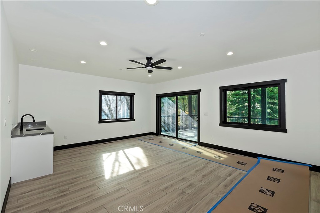 556 Lucerne Drive Property Photo 22