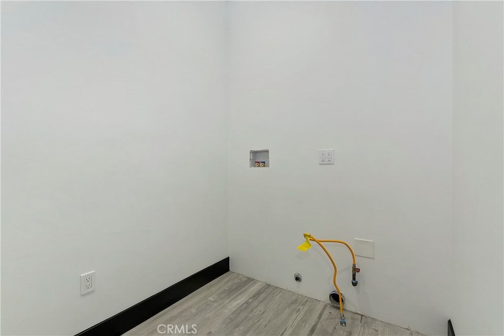 556 Lucerne Drive Property Photo 32
