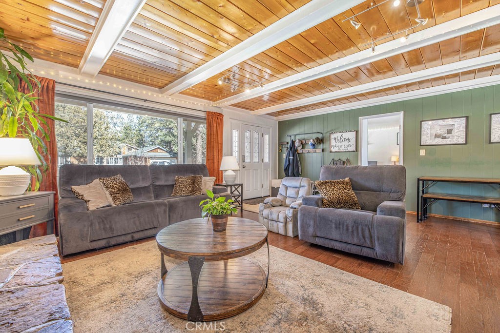 253 Whipple Drive Property Photo 8