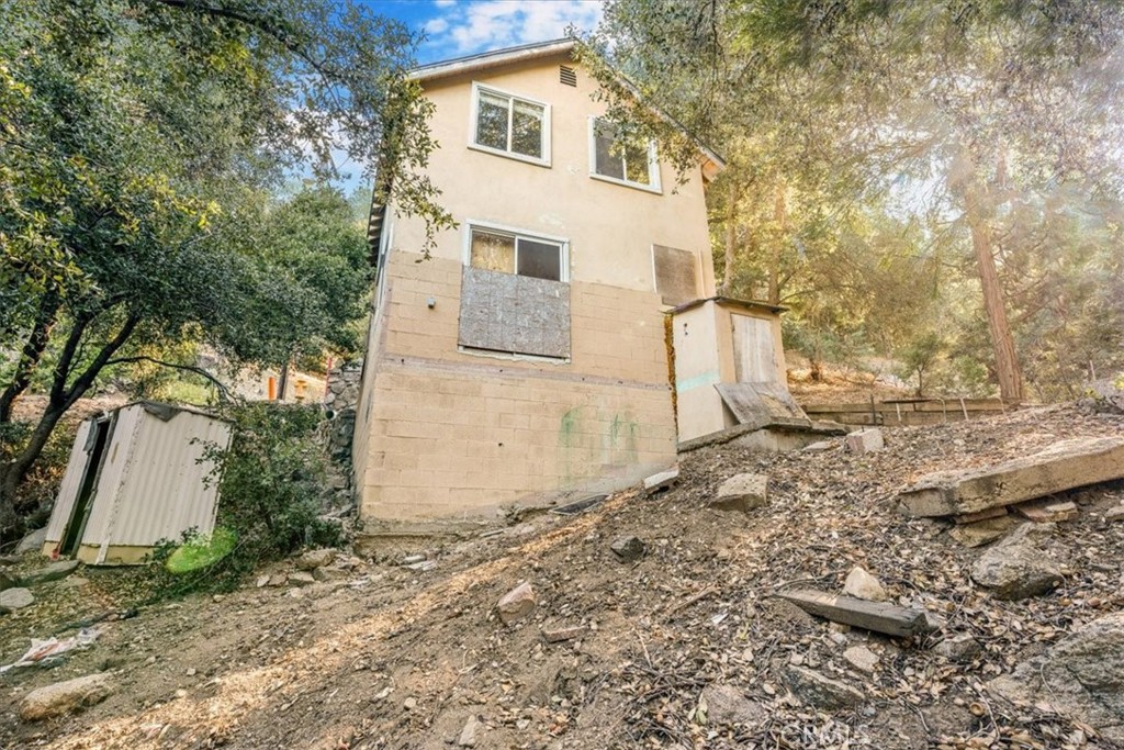 659 Ashlar Drive Property Photo 3