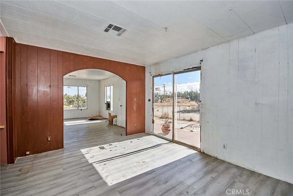 4190 Nielson Road Property Photo 9