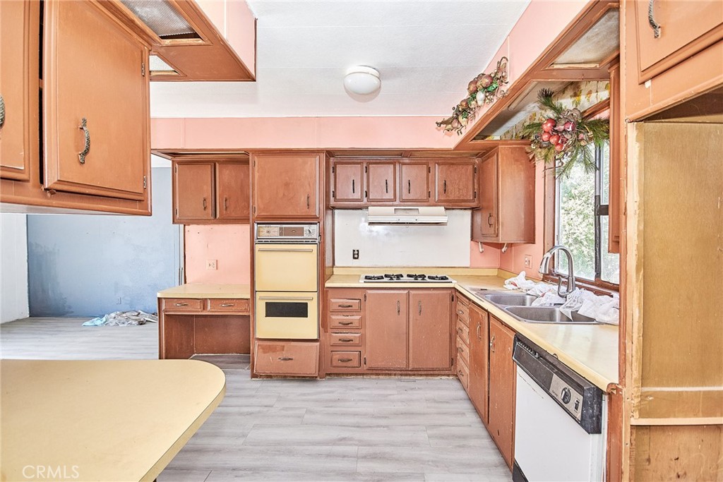 4190 Nielson Road Property Photo 10